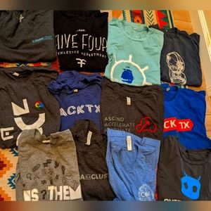 Lot-12 T-Shirts Small/Medium Men's